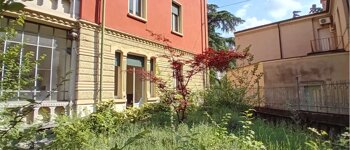 Bilocale, giardino esclusivo e posto auto - A000102